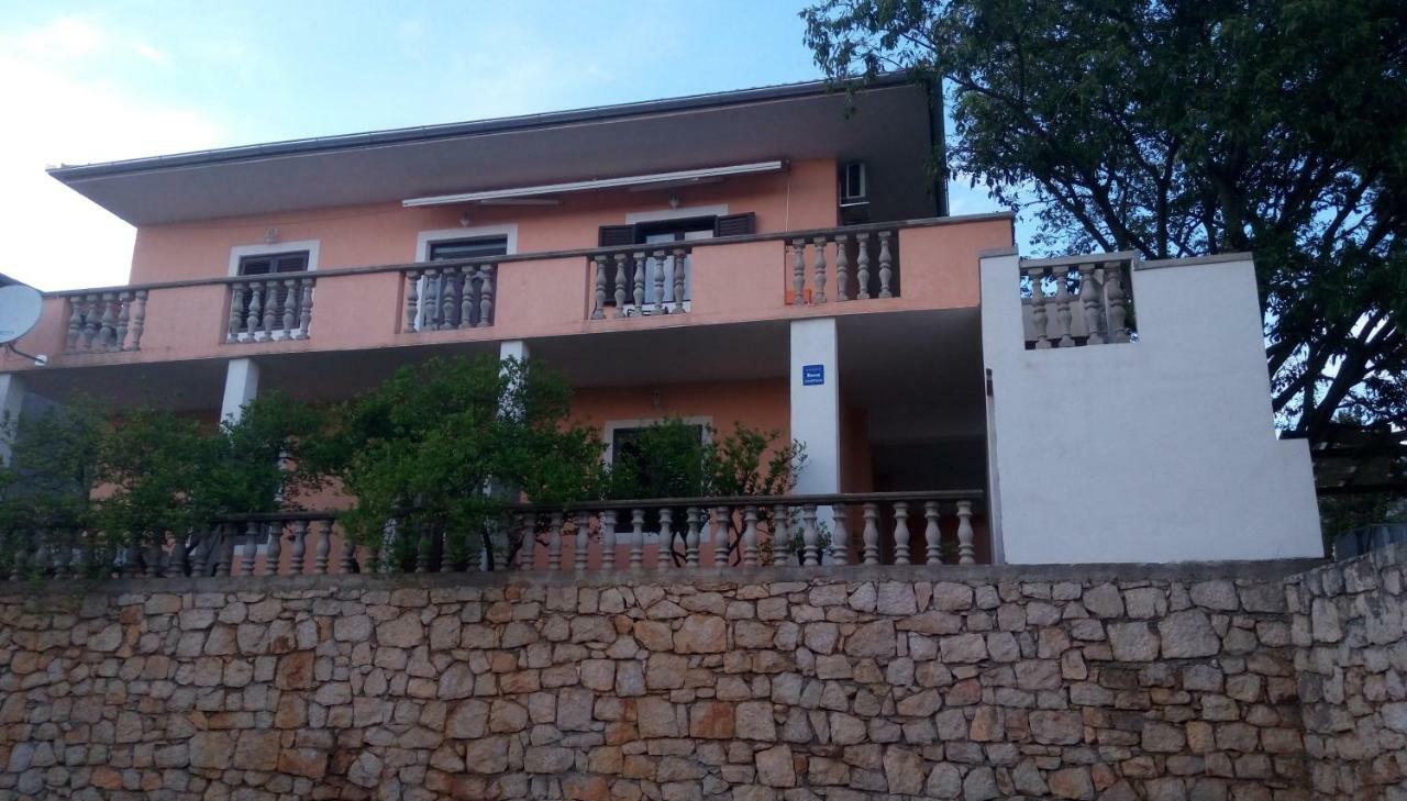 Apartmani Spomenka Seline Exterior photo